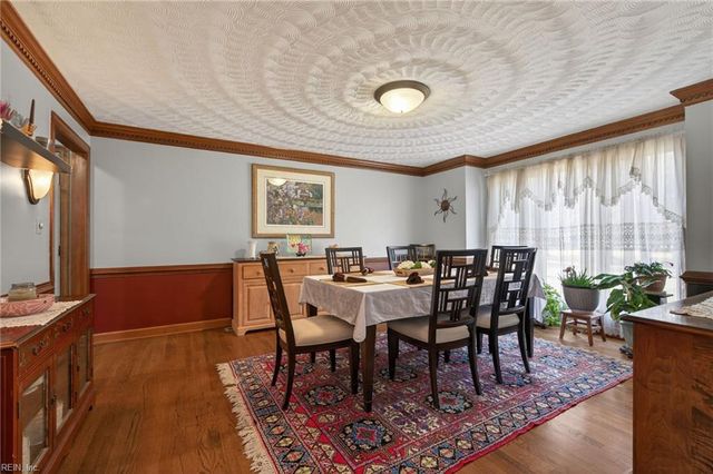 9327 Rivershore DR, Suffolk, VA 23433