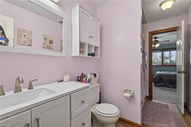 9327 Rivershore DR, Suffolk, VA 23433