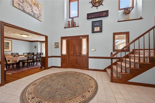 9327 Rivershore DR, Suffolk, VA 23433