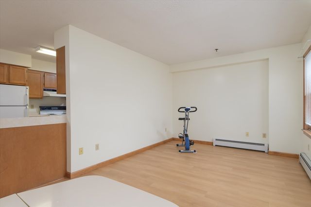 156 Main Street, Ludlow, VT 05149