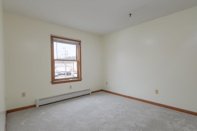 156 Main Street, Ludlow, VT 05149