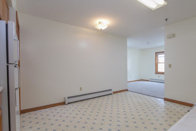156 Main Street, Ludlow, VT 05149