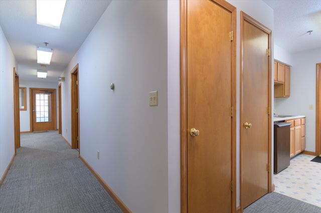 156 Main Street, Ludlow, VT 05149