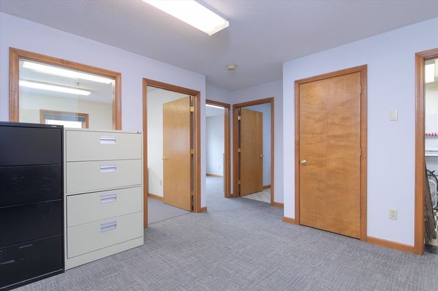 156 Main Street, Ludlow, VT 05149