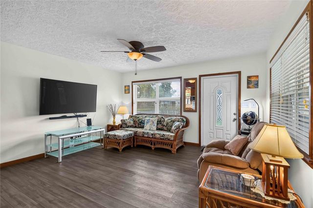 4704 PARK ACRES DRIVE, Bradenton, FL 34207