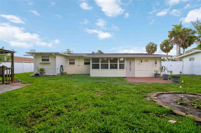 4704 PARK ACRES DRIVE, Bradenton, FL 34207
