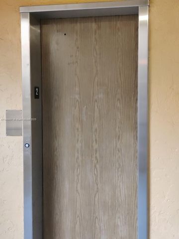 4384 NW 9th Ave 20-2D, Deerfield Beach, FL 33064