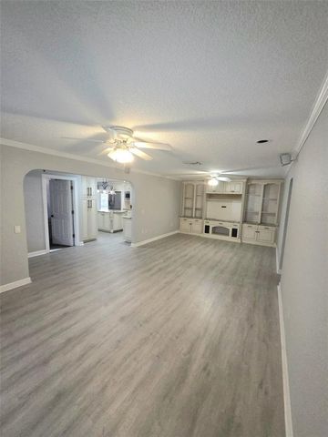 520 APPLEWOOD AVENUE, Altamonte Springs, FL 32714