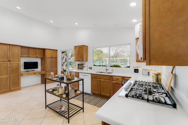 6055 N 2nd Street, Phoenix, AZ 85012