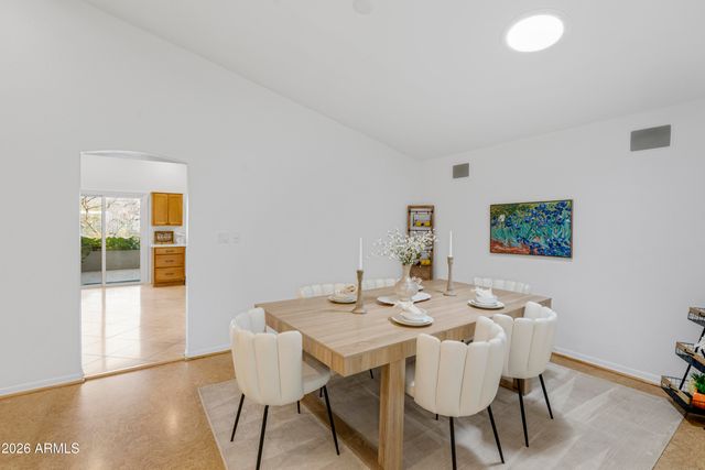 6055 N 2nd Street, Phoenix, AZ 85012