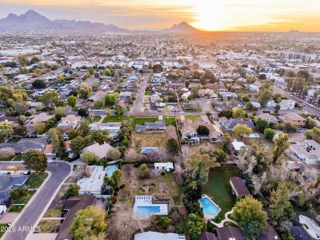 6055 N 2nd Street, Phoenix, AZ 85012