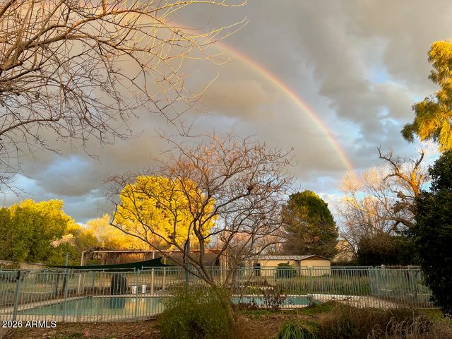 6055 N 2nd Street, Phoenix, AZ 85012