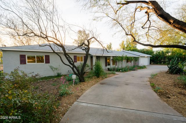 6055 N 2nd Street, Phoenix, AZ 85012