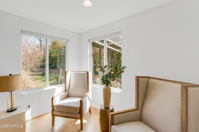 6055 N 2nd Street, Phoenix, AZ 85012