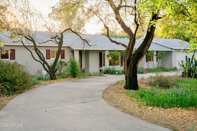 6055 N 2nd Street, Phoenix, AZ 85012