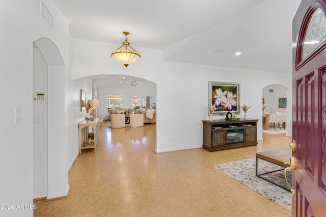 6055 N 2nd Street, Phoenix, AZ 85012