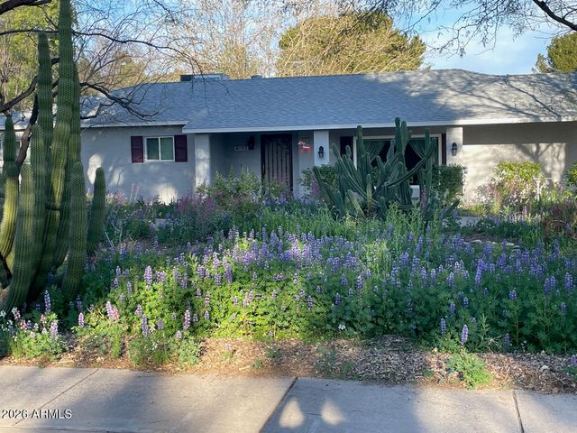 6055 N 2nd Street, Phoenix, AZ 85012