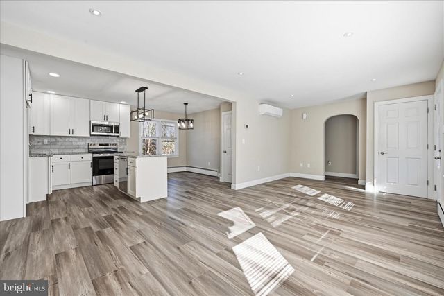 115 MAHANTONGO DR, Pottsville, PA 17901