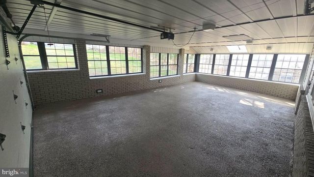 115 MAHANTONGO DR, Pottsville, PA 17901