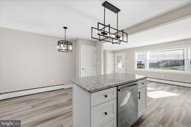 115 MAHANTONGO DR, Pottsville, PA 17901