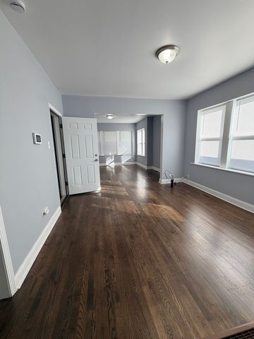 839 E 87th Place 1, Chicago, IL 60619