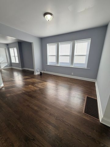 839 E 87th Place 1, Chicago, IL 60619