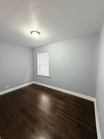 839 E 87th Place 1, Chicago, IL 60619