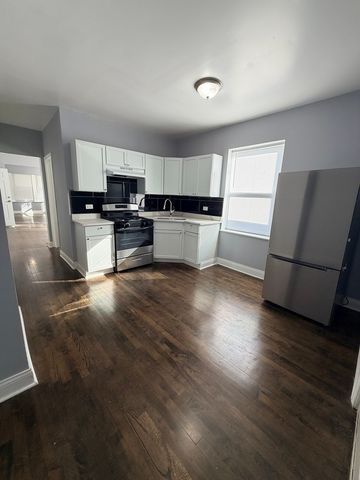 839 E 87th Place 1, Chicago, IL 60619