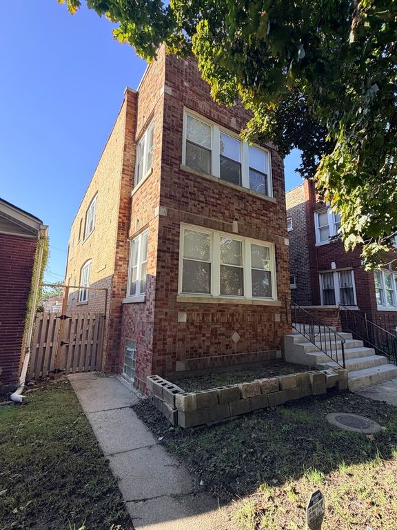 839 E 87th Place 1, Chicago, IL 60619