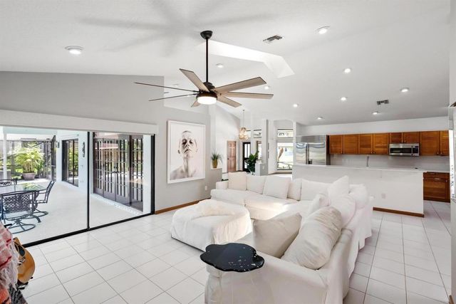 4227 Fox Trace, Boynton Beach, FL 33436