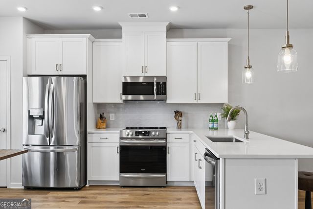 308 Crider Court, Woodstock, GA 30188