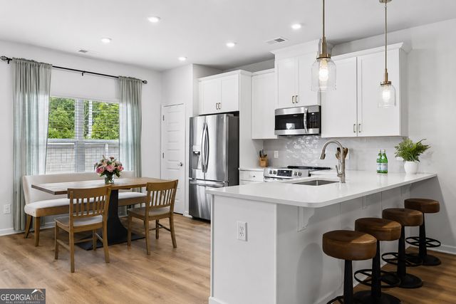 308 Crider Court, Woodstock, GA 30188