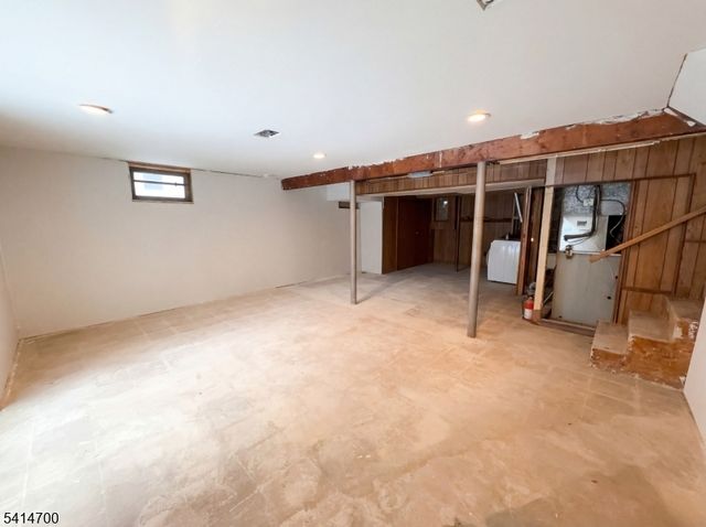 78 Parkside Rd, Plainfield City, NJ 07060