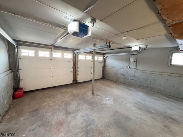 78 Parkside Rd, Plainfield City, NJ 07060