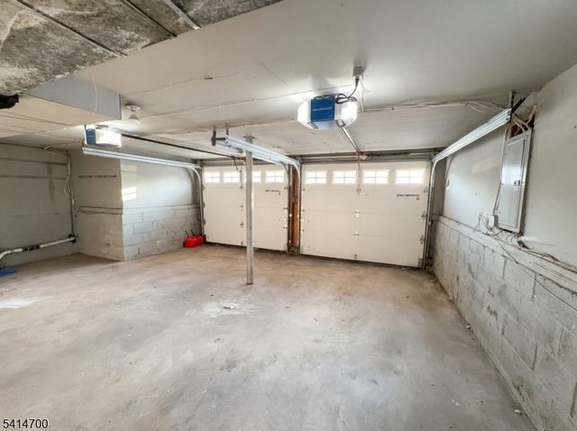 78 Parkside Rd, Plainfield City, NJ 07060