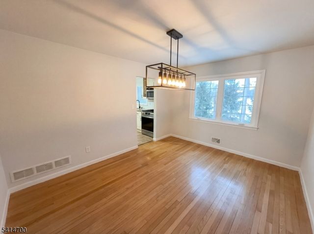 78 Parkside Rd, Plainfield City, NJ 07060