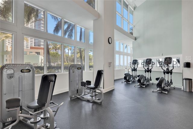 1900 N Bayshore Dr 2311, Miami, FL 33132