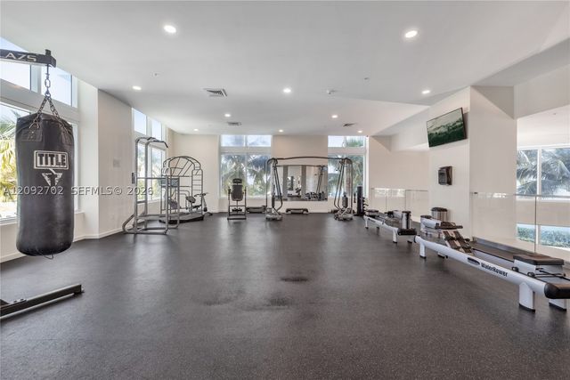 1900 N Bayshore Dr 2311, Miami, FL 33132