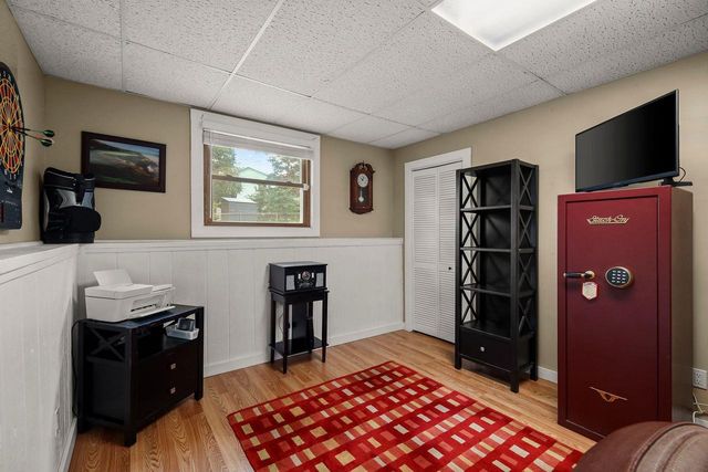 9 Krystana Way, Madison, WI 53711
