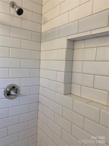 524 Wakefield Drive A, Charlotte, NC 28209