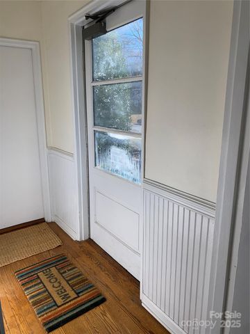 524 Wakefield Drive A, Charlotte, NC 28209