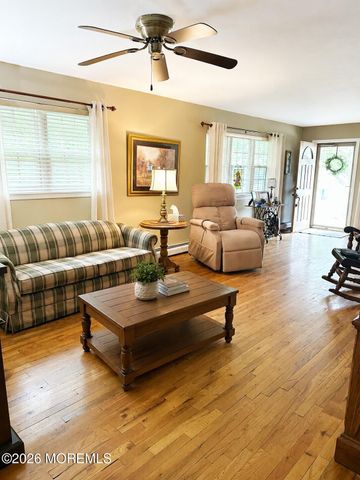 21 Mount Gannet Lane, Toms River, NJ 08753