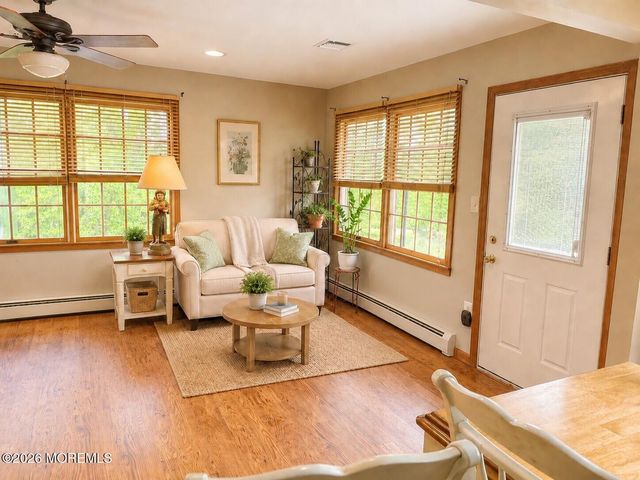 21 Mount Gannet Lane, Toms River, NJ 08753
