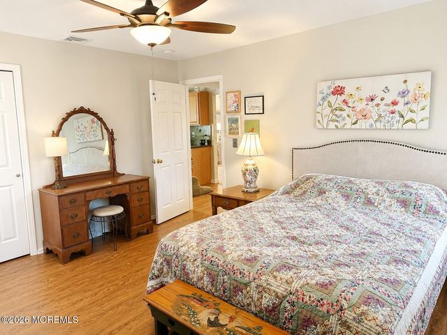 21 Mount Gannet Lane, Toms River, NJ 08753