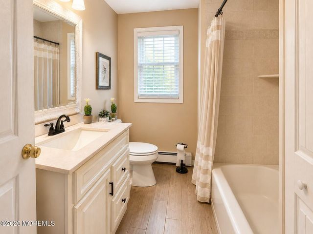 21 Mount Gannet Lane, Toms River, NJ 08753
