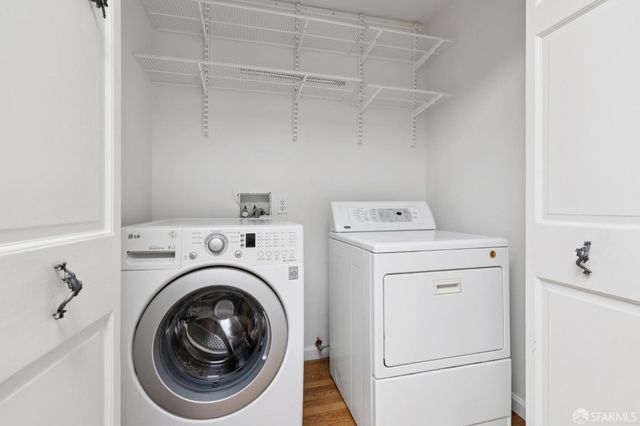 2555 20th Avenue, San Francisco, CA 94116