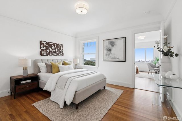 2555 20th Avenue, San Francisco, CA 94116