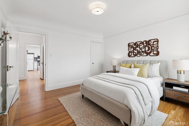 2555 20th Avenue, San Francisco, CA 94116