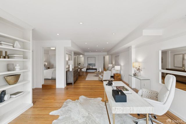 2555 20th Avenue, San Francisco, CA 94116