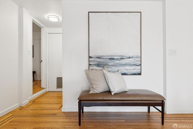 2555 20th Avenue, San Francisco, CA 94116